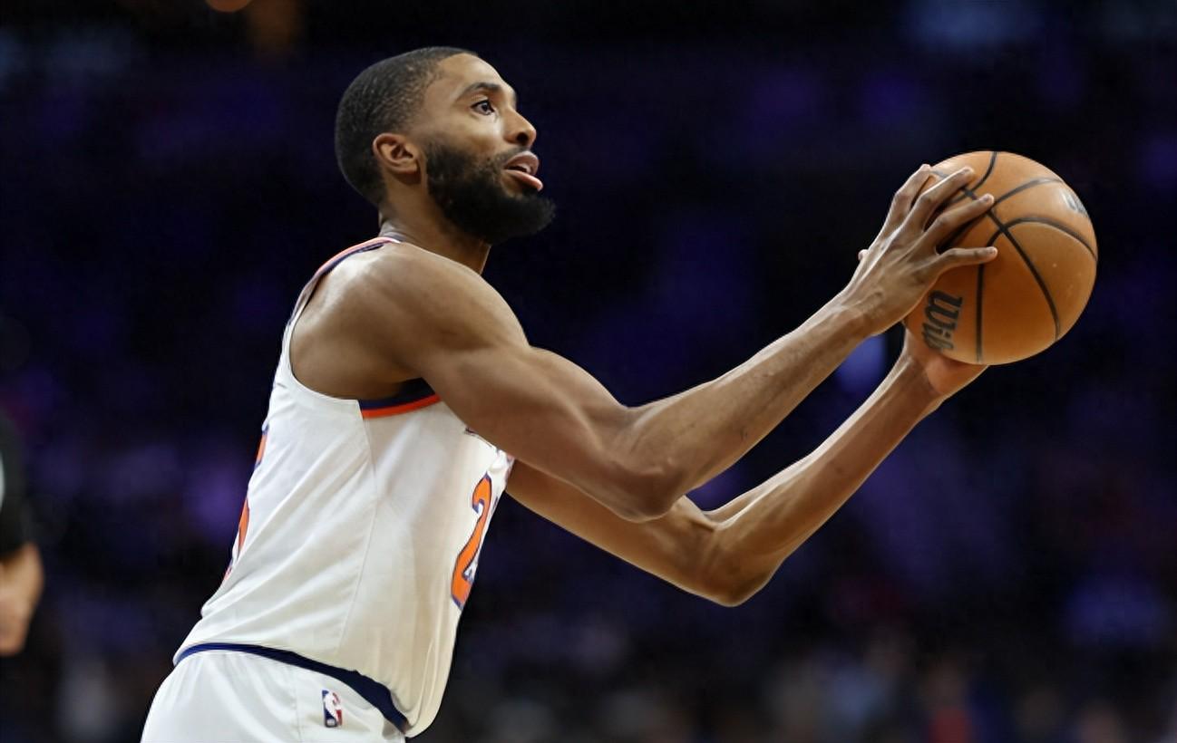 开云注册入口-4年拿1.5亿美金!17投15分,三分5中1,球迷:尼克斯有你就没个好